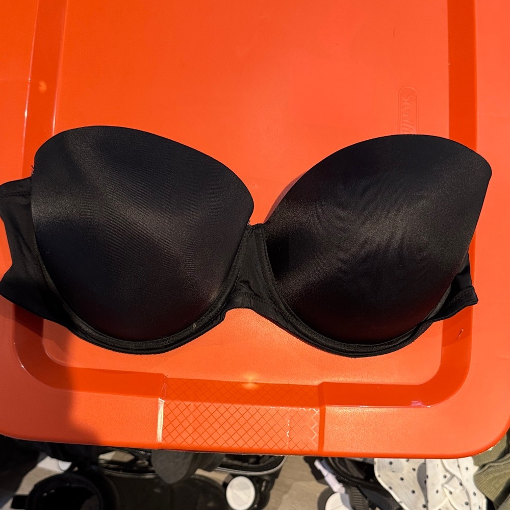 PINK Victoria's Secret Black Strapless Bra